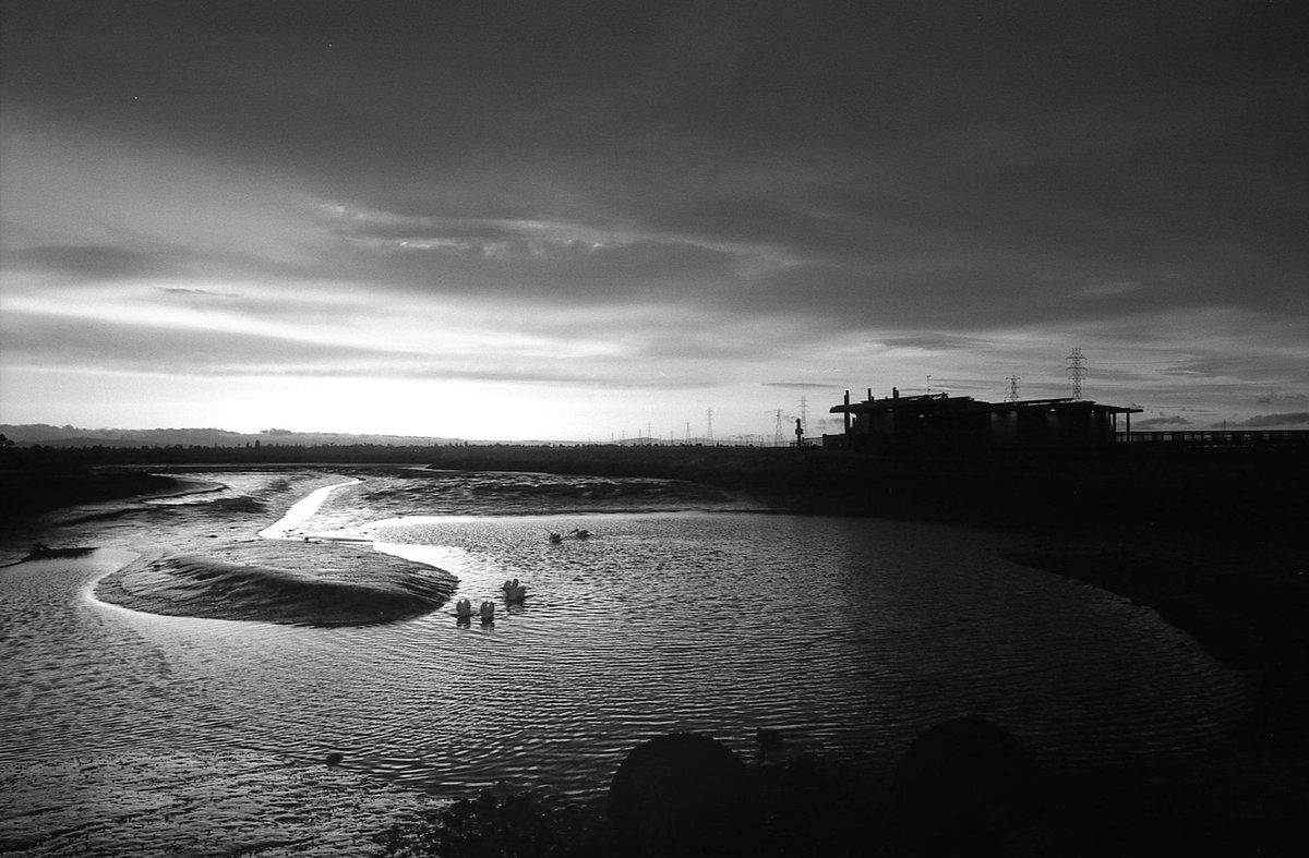 Aceprimed's tweet photo. #4frames of #acros by #fujifilm #photography used a red filter and light editing https://t.co/wzZNrspFZb