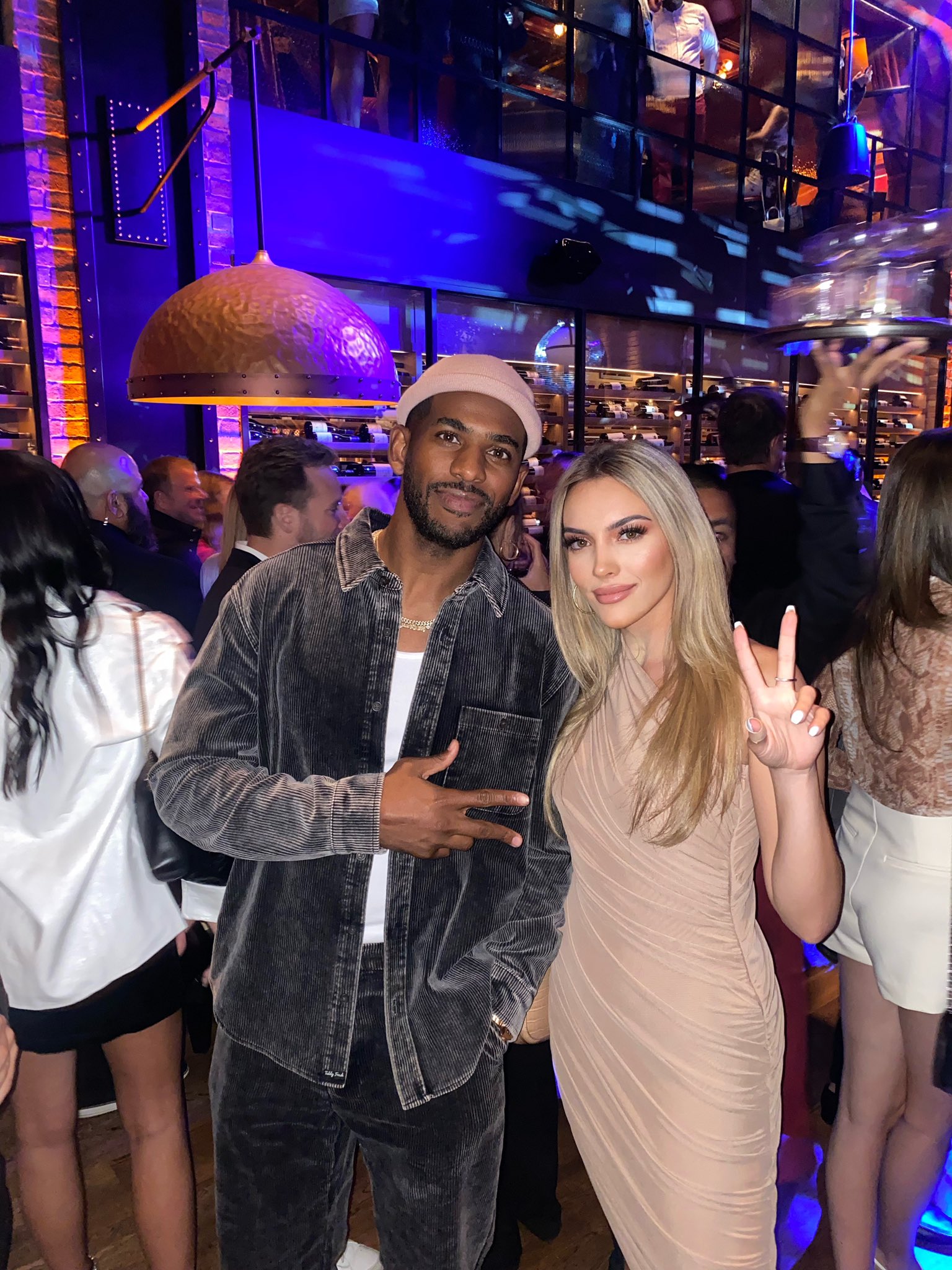 Emily Austin on X: Met the guy from the StateFarm commercial!! So dope 🐐  @CP3 t.coY2OLpUunN2  X