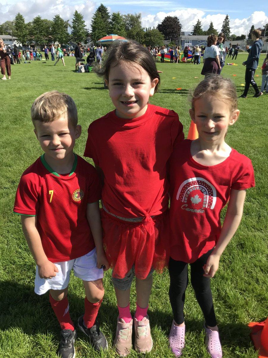 LadnerElemSchool tweet media