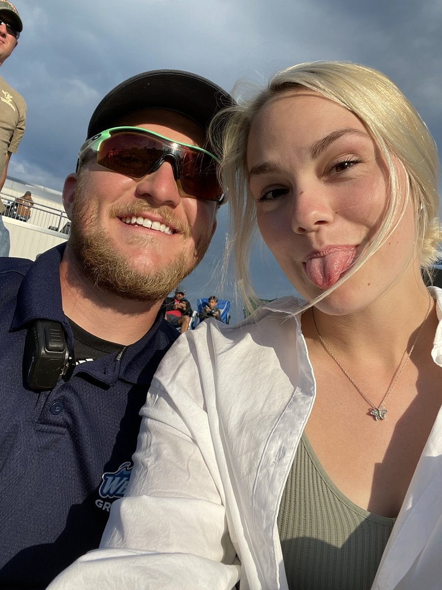 Logan Complo tweet media