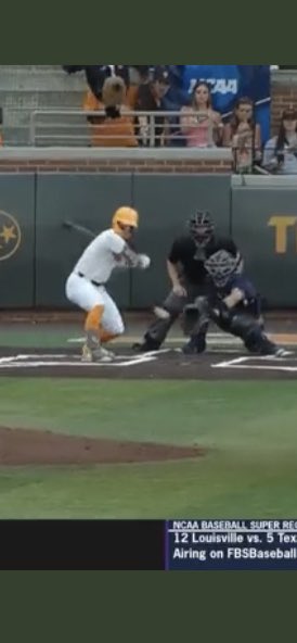 TimmyCodfish's tweet photo. @CoachWard_FHS @ndl1324 @FredVolstone @KerleyCk @bigdonkey47 Strike zone is when the hitter is in his hitting stance. That ball is level with his knee https://t.co/vKgkrsfMwI