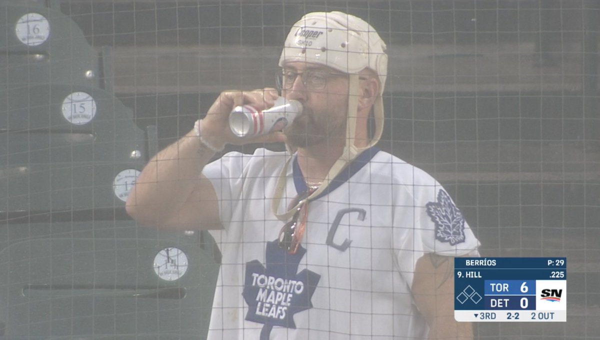 Tim and Friends tweet media