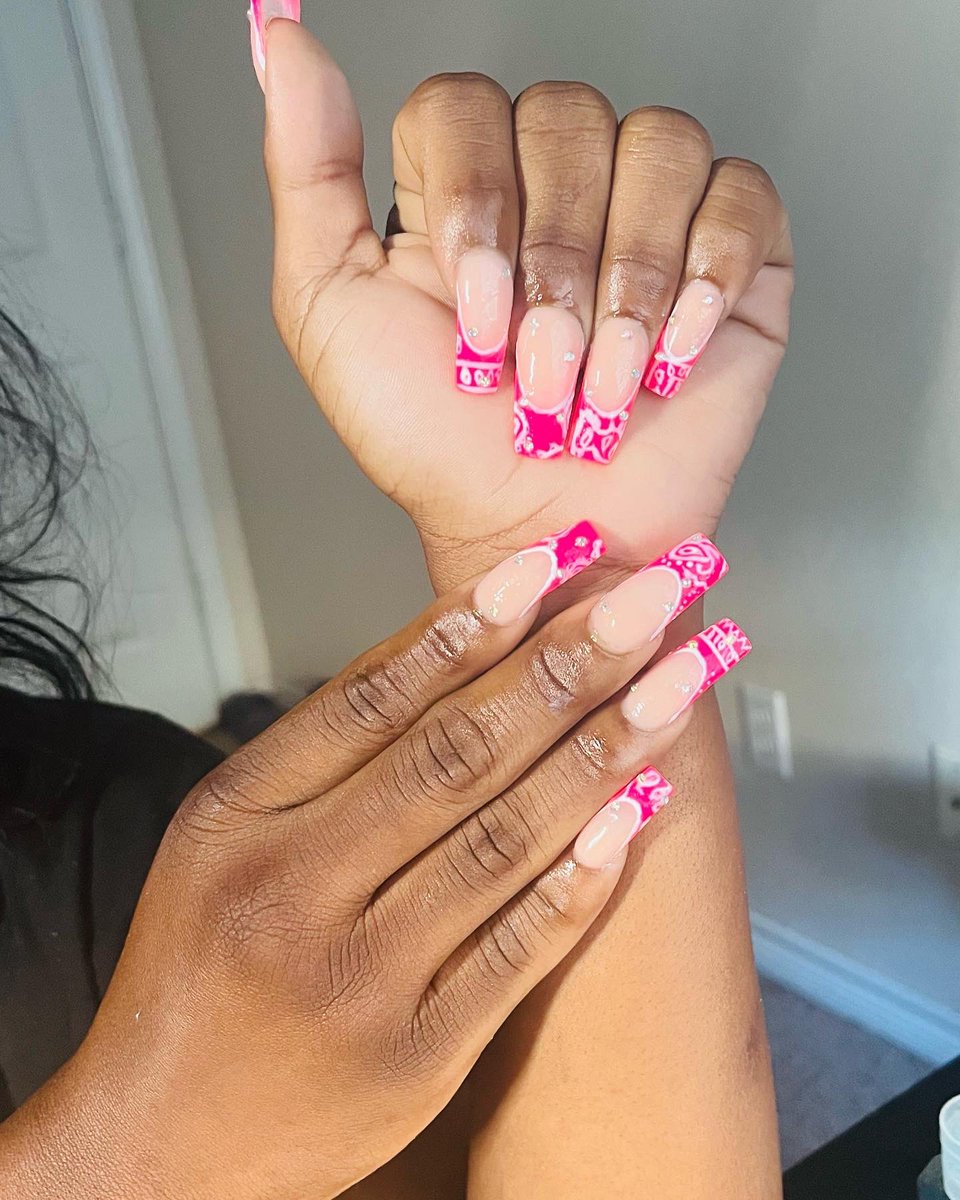 SlayedbyDaj's tweet photo. Another one 💕 bandana nails! #shsunails #shsunailtech #huntsvilletxnailtech https://t.co/GzHxIyE86W