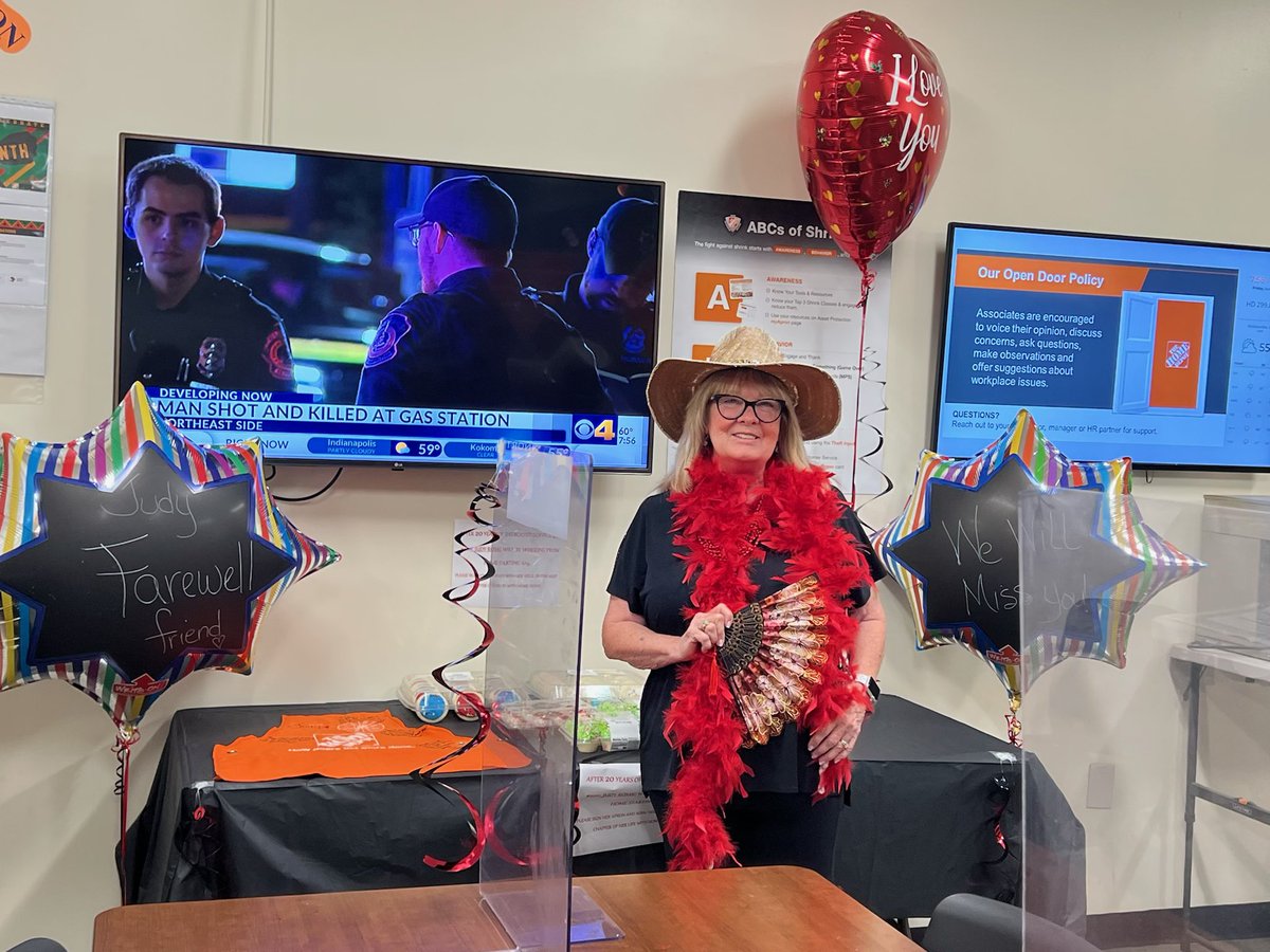 Lea Smock tweet media