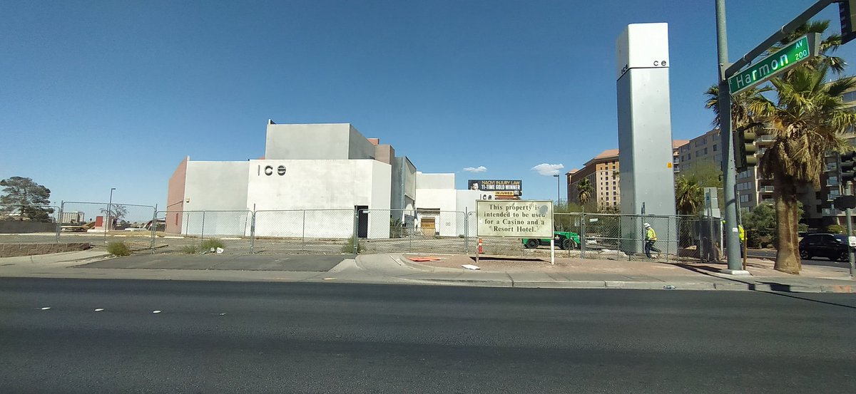 LifeNLasVegas's tweet photo. Looks like demo is set to begin on the corner of Harmon &amp; Koval for Formula 1. #LasVegas #F1 @VitalVegas @LasVegasLocally https://t.co/l2ISpNPEws
