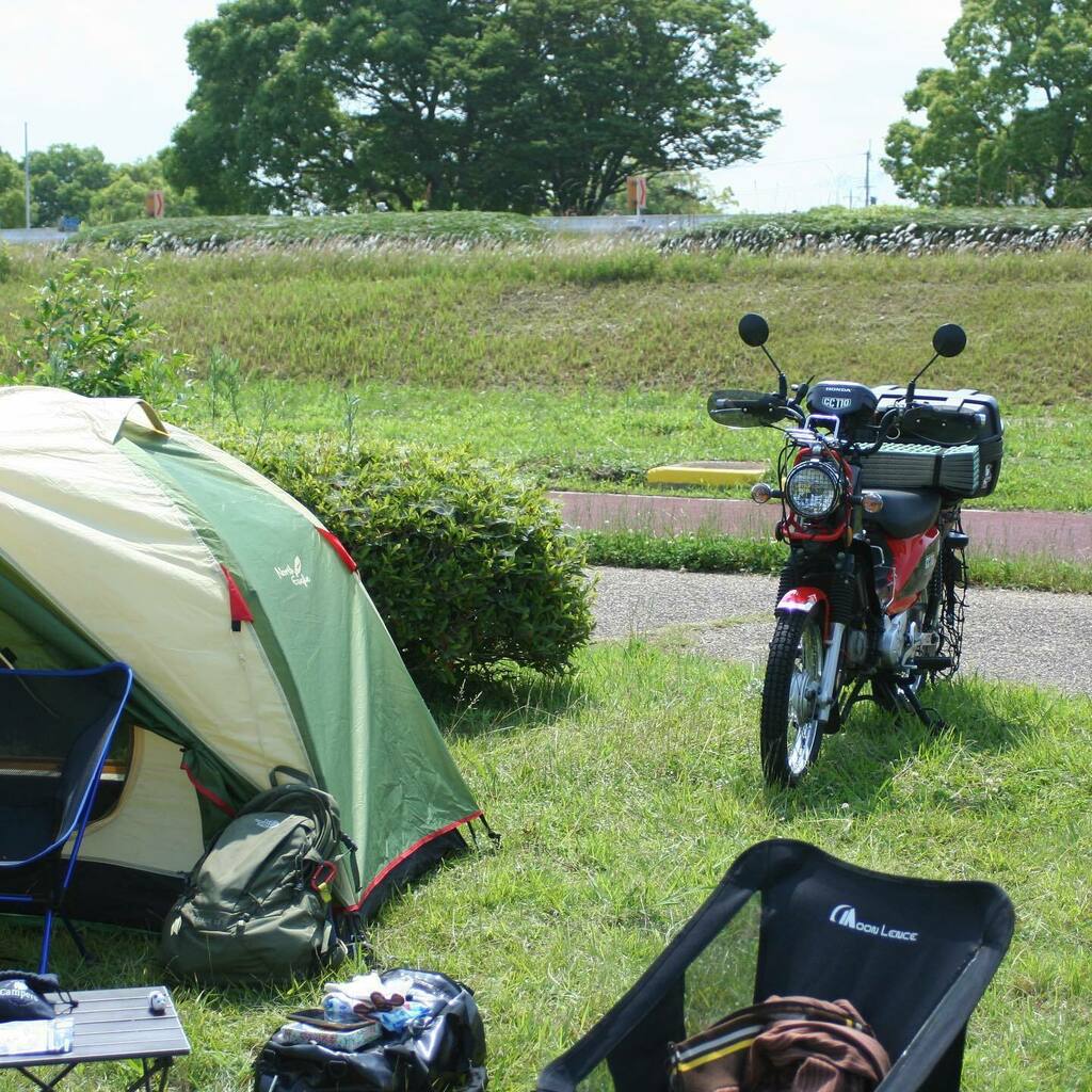 katsumit39's tweet photo. ロックの日🔥サマーナイト✨
仕事終わりからゲリラキャンプ🏕
#ゲリラキャンプ
#滋賀フォルニア
#クロスカブ
#カブプロ
#ゲタバイク
#ホットサンド
#野点珈琲
#ハンドドリップ
#人生に野遊びを
#crosscub
#cubpro
#ja10
#northeagle
#snowpeak
#chums🐧 https://t.co/Y2cAYvrcip https://t.co/T7jFdqZAbi