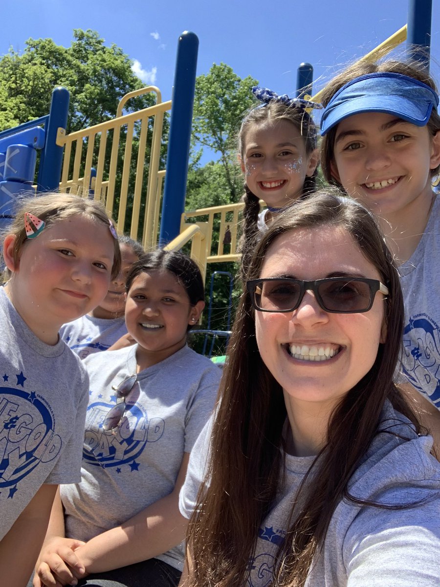 We had a great Blue and Gold Day 2022! Thanks to all our parent volunteers! <a href="/FSDVikings/">Farmingdale School</a> <a href="/SwamyVikings/">𝕄𝕣𝕤. 𝕊𝕨𝕒𝕞𝕪</a>