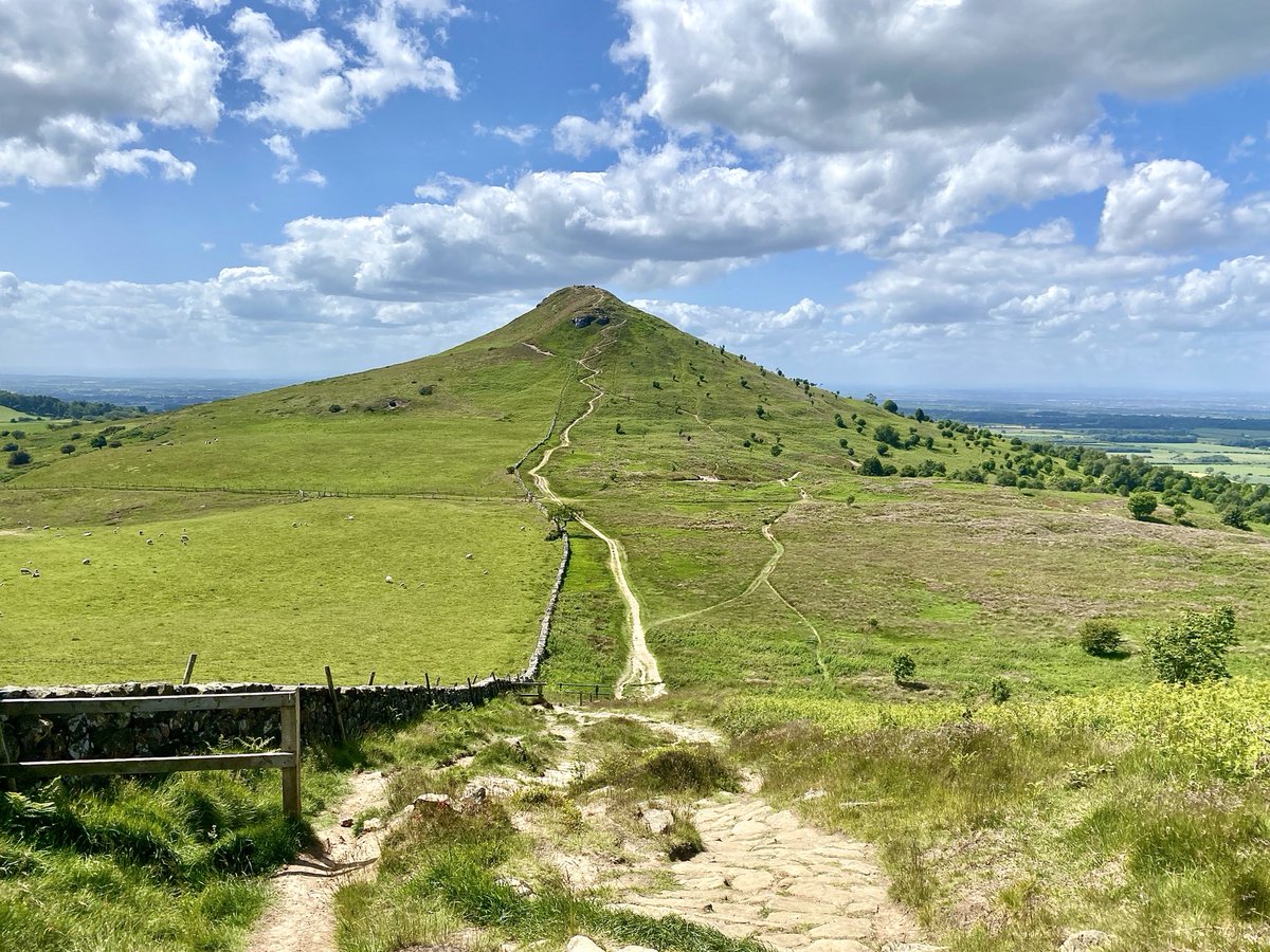 NickyJohnsonNY's tweet photo. Wishing you a wonderful weekend from North Yorkshire 😊 https://t.co/SptCOcswuK