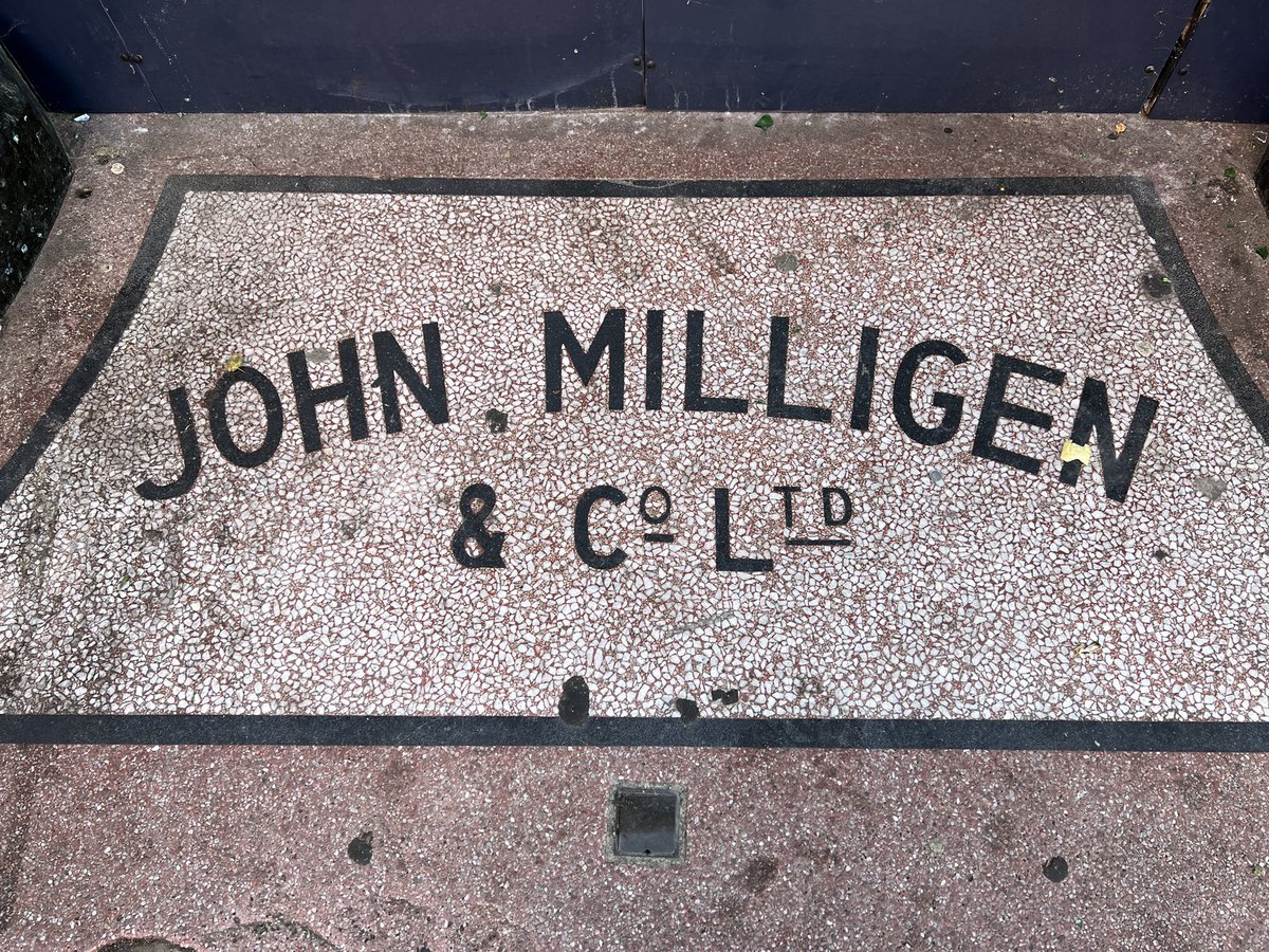 BelfGhostSigns's tweet photo. John Milligan &amp; Co, Bedford Street coal importers #ghostsigns #belfast https://t.co/r9p7JB39X9