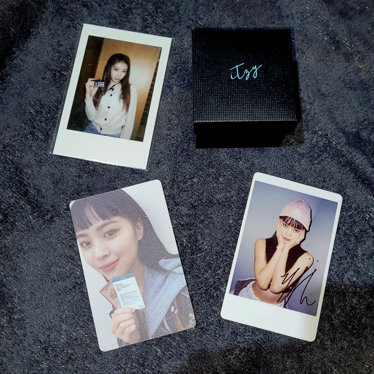 emaydijiway's tweet photo. Got my midzy ring todayβ€ tysm @M_MKShop sa sobrang smooth na transaction. 'Till next time ^^
#MM_Feedback https://t.co/uuBRw5MWRx