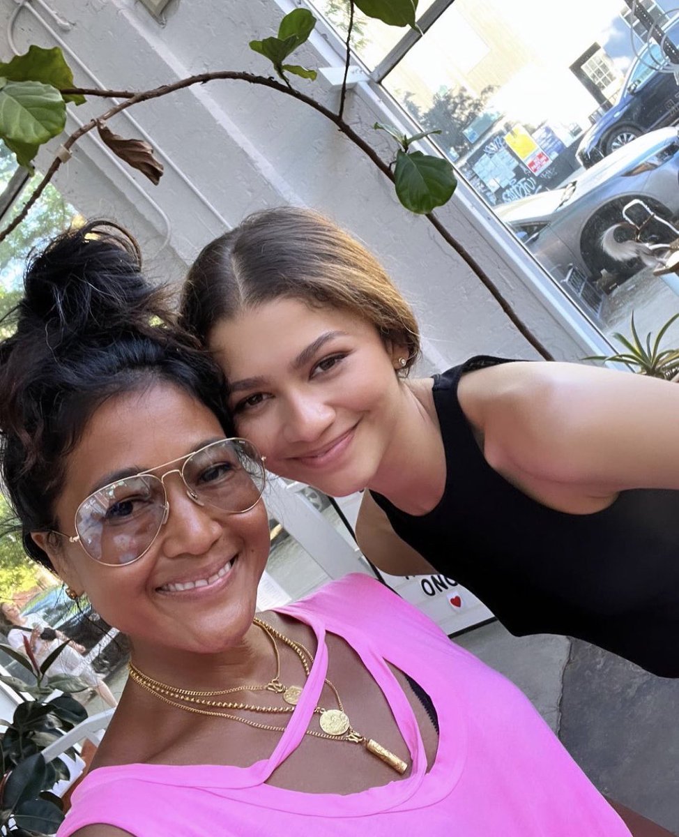 Zendaya Updates tweet media