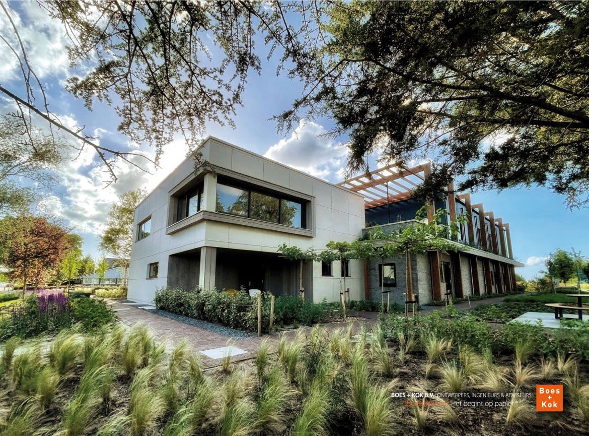 Eindresultaat van ons ontwerp voor het bedrijfspand van Poelsema Veldwerk Bureau in Vollenhove. 🎬 Bekijk hier de video 👉 fb.watch/dzYoyh3OsI/ 👈#steenwijkerland #Overijssel #bouwen #werken #bouwteam #vollenhove #natuur #klimaat