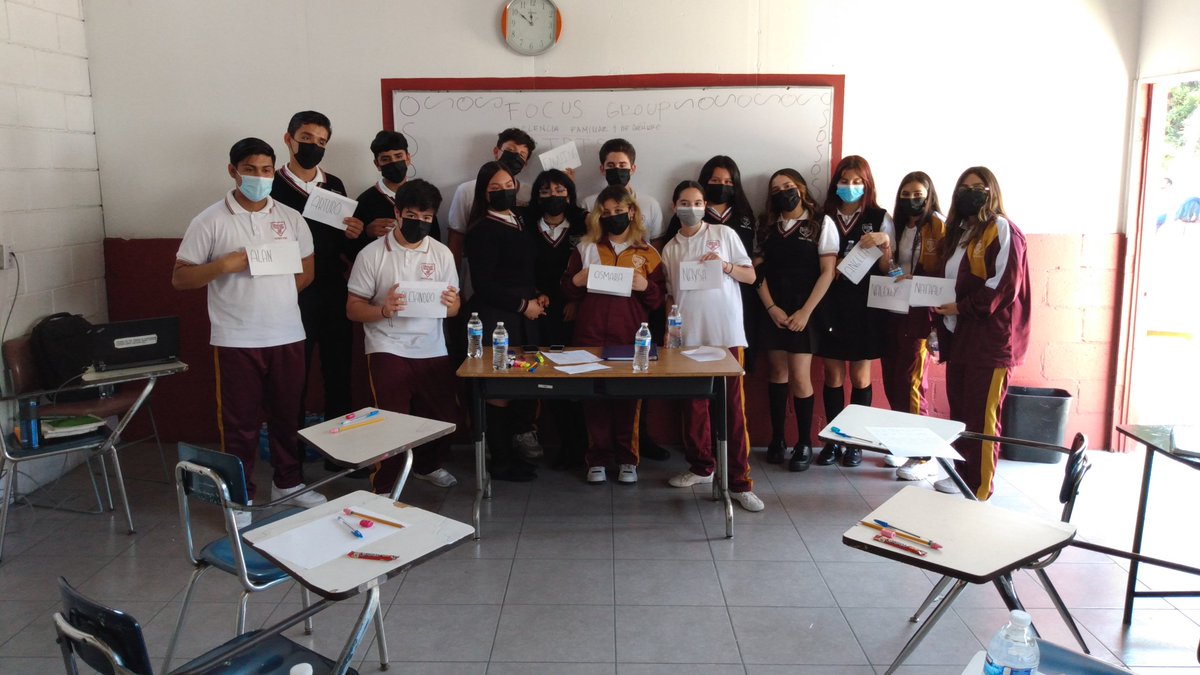 Primera plática entre iguales. Hablando de violencia de género y el papel que tienen las mujeres y hombres en una nueva relación dentro de las escuelas. TPTS GRUPOS IRNE. Docente Martin Torres.