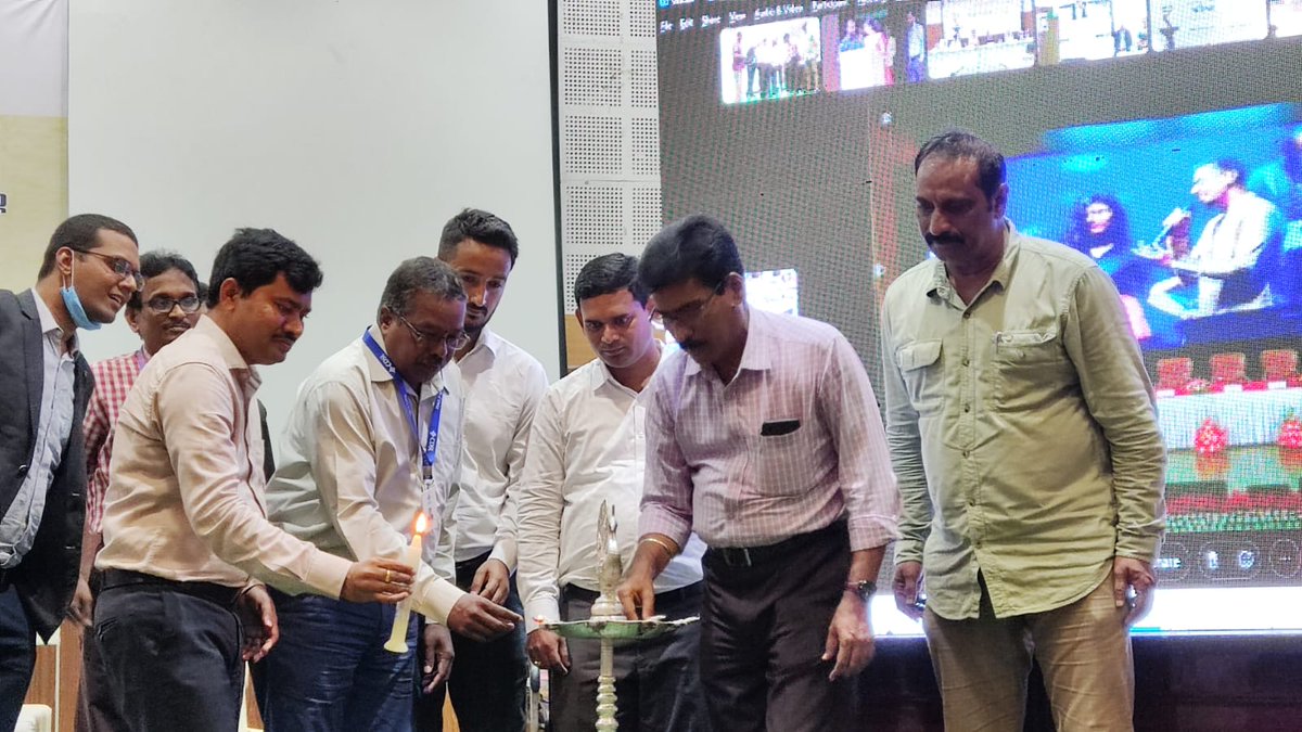 DIPAMevent's tweet photo. DIPAM, Ministry of Finance celebrated "Azadi Ka Amrit Mahotsav" on 10.06.2022 from 4:00 PM in 75 cities across India. Some important moments of the event held at Vishakhapatnam, Andhra Pradesh. #DIPAMCelebratesAKAM #AmritMahotsav #DIPAMIconicDay https://t.co/P3k6uUtp8a