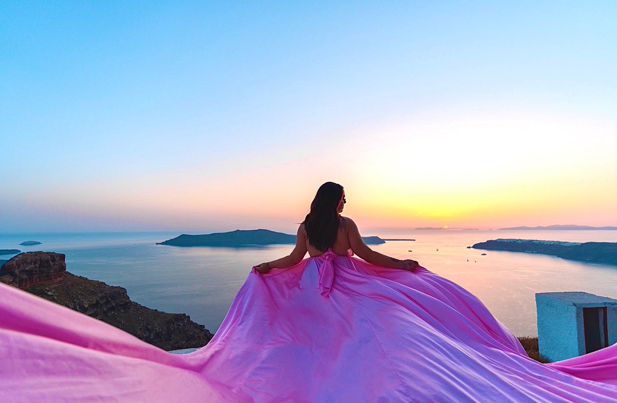 lyssacxx3's tweet photo. a dream in Santorini, Greece 🫶🏼🥹 https://t.co/hG2ZebEIpv