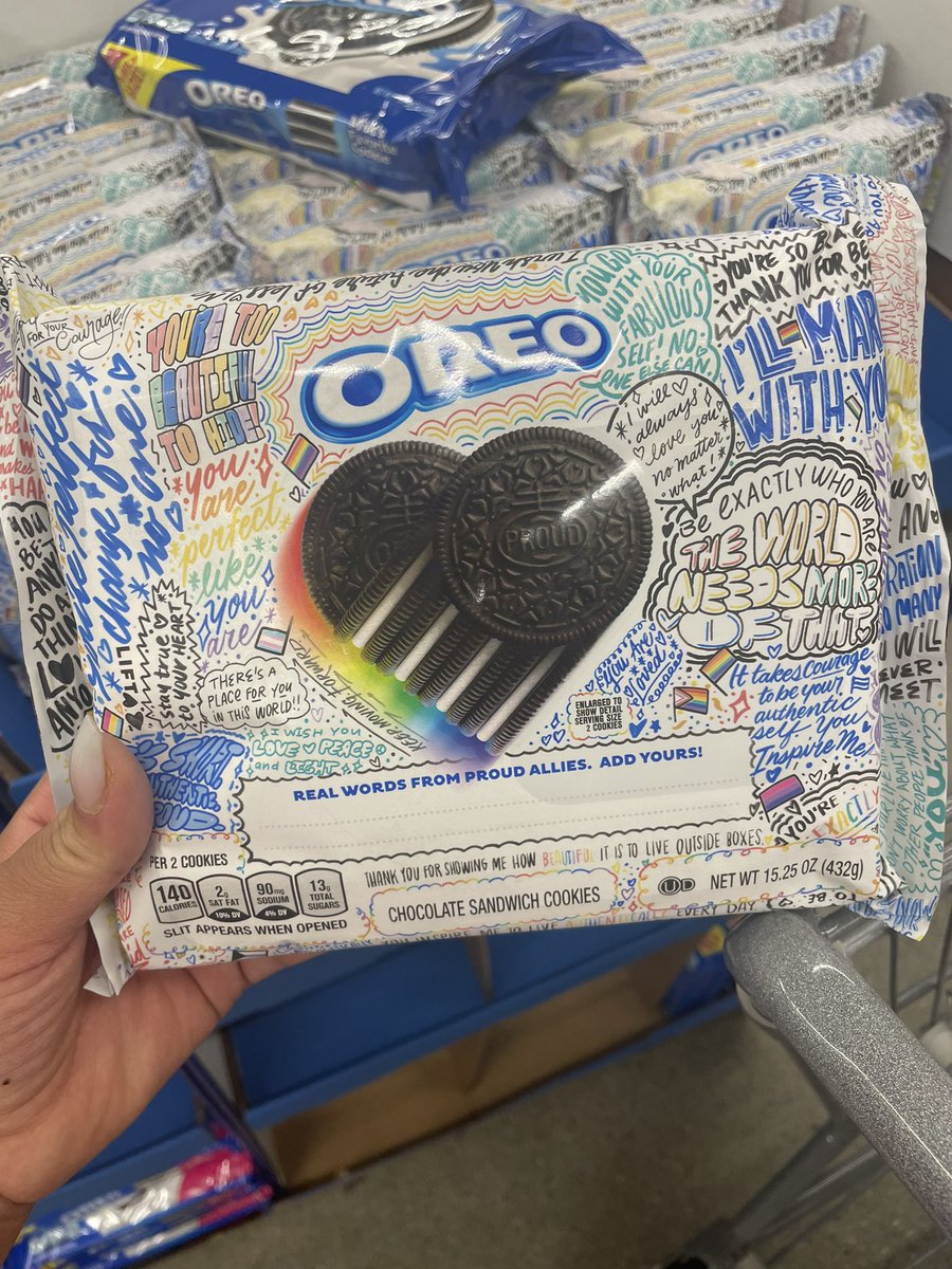 tariqnasheed's tweet photo. Pride Oreos? https://t.co/xwTnGxQm80