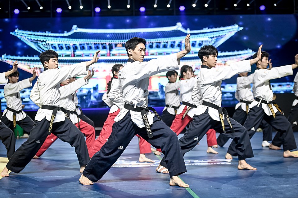 worldtaekwondo's tweet photo. Come take a look!
WT Demonstration Team performed during Opening Ceremony of Muju Taekwondowon 2022 WT Grand Prix Challenge on June 10, 2022!
Check WT website for more!
https://t.co/DdBml8cBOZ
#WorldTaekwondo #Taekwondo
#MujuGPChallenge
#MakeaChallenge #MakeaChange
#WTDemoTeam https://t.co/2MU6JVbaHG