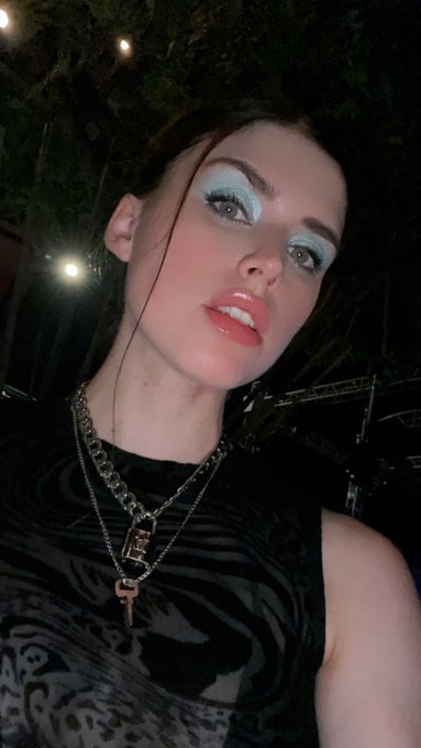 Watercolor eyes ? https://t.co/nEmVkhOGfM