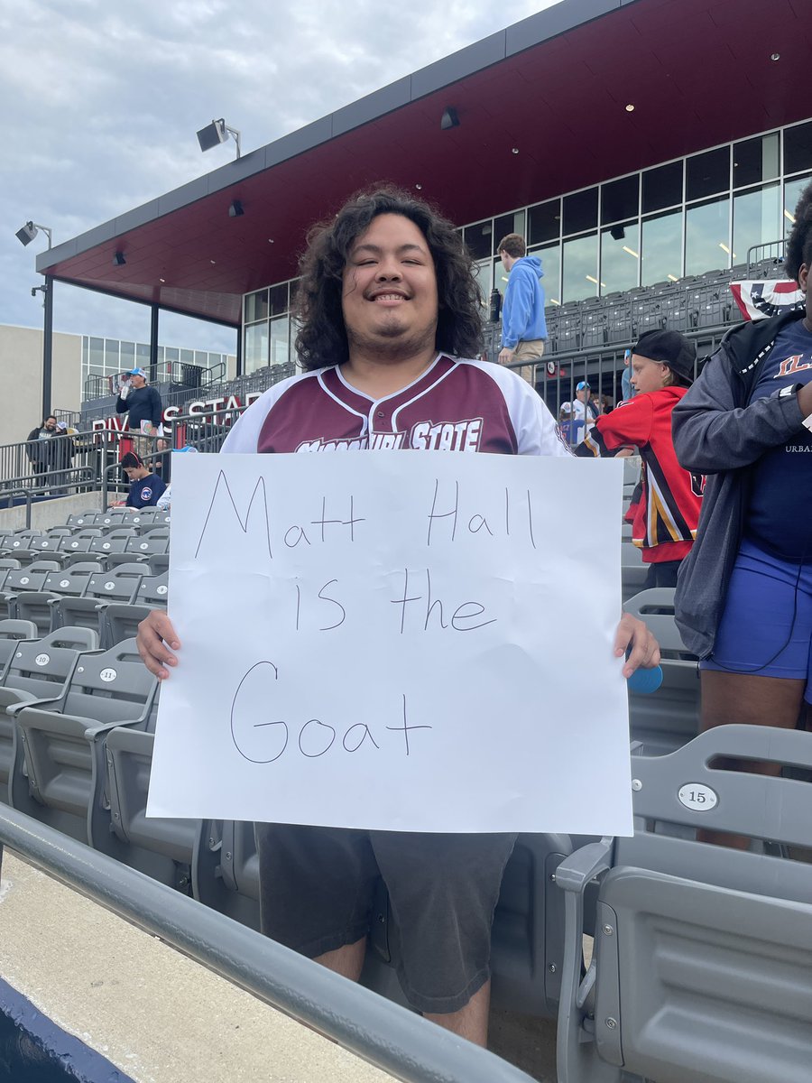 A Missouri State Fan came out to Chicago to cheer on <a href="/Hall_22/">Matt Hall</a>! @MSUBearBaseball