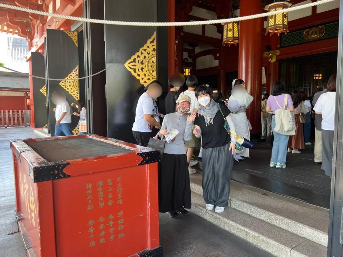 narerukai's tweet photo. 【街を歩くだけでマーケティング力が上げるツアー】
まずは
浅草！浅草寺🏮

インバウンドにも力を入れている浅草ですがコロナを経てどんな変化があったのか？　

東京と地方ではマーケティングには
どんな違いがあるのか？？

街歩きをしながら
観光をしながら
様々な視点から考え巡りました。 https://t.co/BtwJcoTp9b