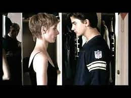 merlinpapin3's tweet photo. #MoisdesFiertés , Mon #TOP30 des #FilmsLGBTFrançais 🌈
20 Exæquo - #LesAmoureux de #CatherineCorsini (1994) #PascalCervo #NathalieRichard #XavierBeauvois #OlafLubaszenko #LoicMaquin #IsabelleNanty
@FredOL69007 @tbarnaud @Jouxplane83 https://t.co/HiRykjtHKf