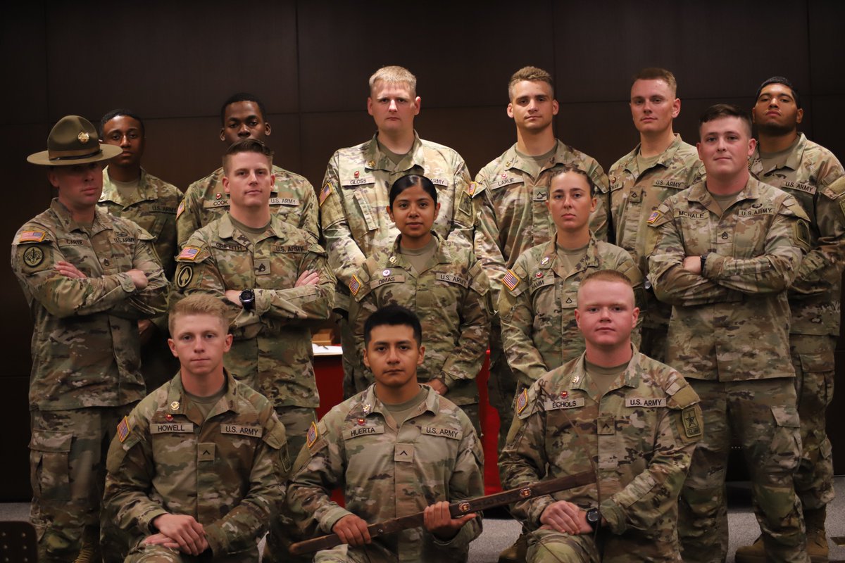 gulfcoastcobra's tweet photo. Congratulation to the newest members of the #EngineerRegiment!
@USAEnReg @TRADOC @USACIMT @USArmy https://t.co/qTHDBgKC74