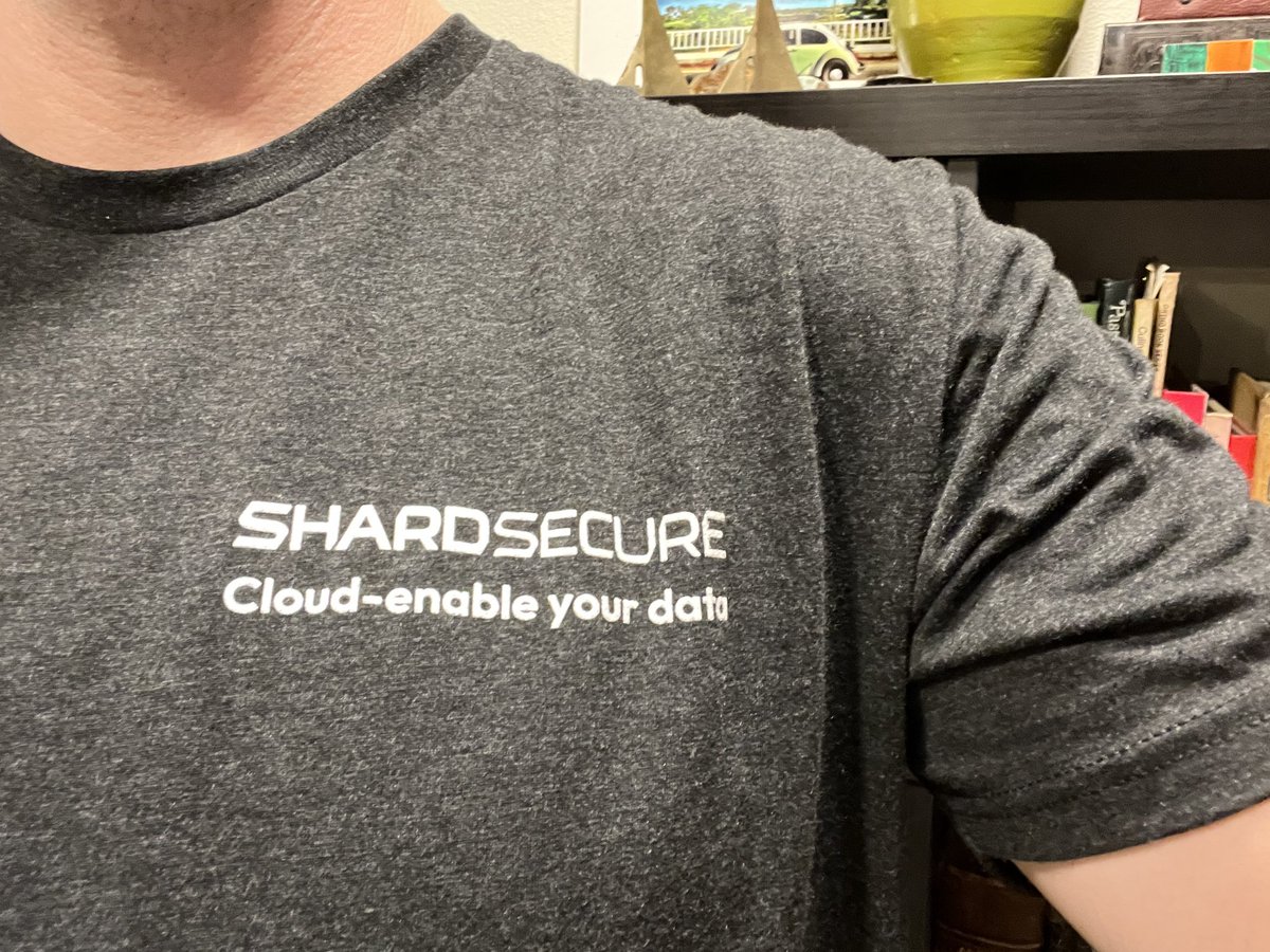 PatrickCMiller's tweet photo. Last minute entry for the #BeAFanFriday jersey swap inspired by @ron_fab.

Today I’m wearing a super comfy t-shirt from @ShardSecure (cloud-enable your data). Cheers to @marcblackmer and team! https://t.co/NBYjG5nRPx