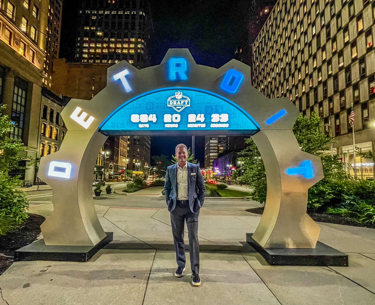 RyanFieldABC's tweet photo. Great to be back in The D!
#Detroit4Life https://t.co/beHTNkjoQx