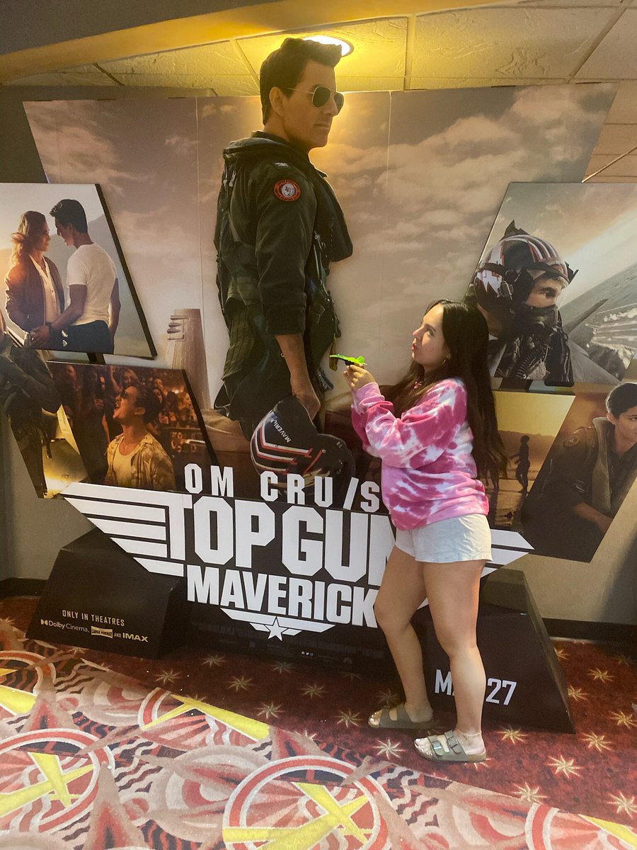 mlopuus's tweet photo. @TopGunMovie @TomCruise @Miles_Teller Second viewing was even better !!!!😩 #WeLoveRooster🐓 #DontThinkJustDo #SMOKEINTHEAIR !!!!! https://t.co/ReuRbE5Rep