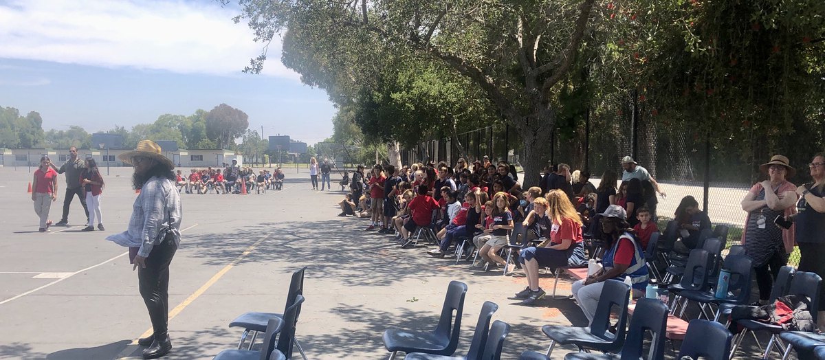 Today was the Staff v 5th grade kickball game AND the PTA Family Fun Day. Watching the kids playing, dancing, and just being kids was pure joy! Not a screen in sight and lots of laughter. Happy to be ending the year this way! #EmersonEagles #ProudtobeLBUSD