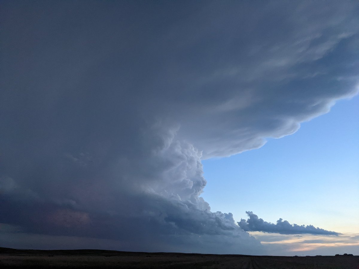 KylePittman's tweet photo. A day late, but a few shots from yesterday's #torus22 deployment on a couple of non-tornadic supercells in the Nebraska Sandhills, including the most beastly left mover I've ever personally gotten a visual on out in the field (second pic). #newx https://t.co/dcogsqV47D