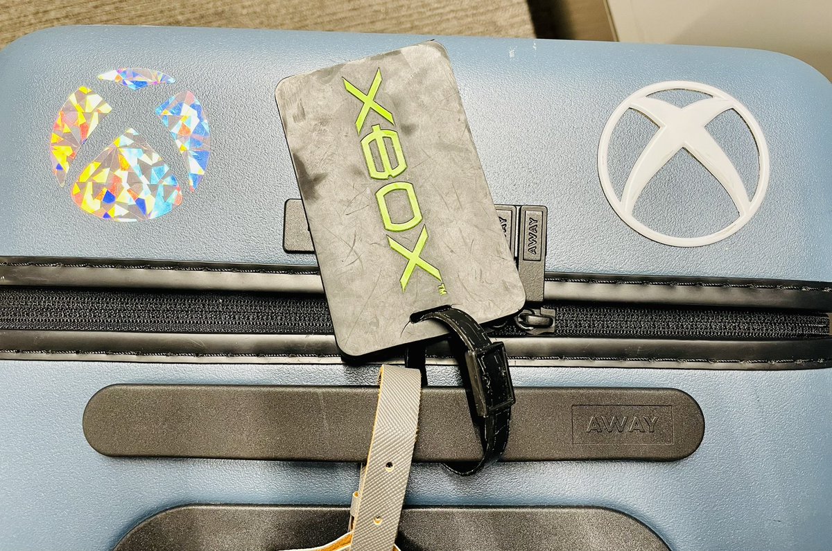 TimDStuart's tweet image. See you soon Los Angeles #XboxFanFest