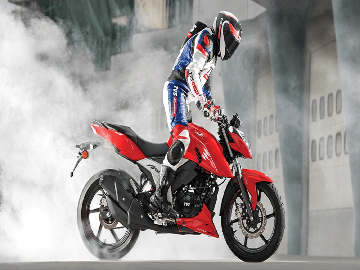 NBTAuto's tweet photo. TVS Raider और Apache सीरीज की इन पॉपुलर मोटरसाइकल के दाम बढ़े, देखें नई प्राइस लिस्ट
#TVSRaider125
#TVSApache
#Apache310
https://t.co/14iEEM3SmY https://t.co/nhZkpmczkX