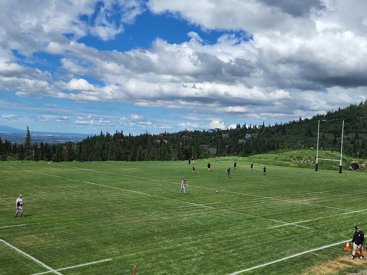 RugbyGives's tweet photo. Friday is a Rugby day! Alaska midnite 7s at Alaska Mountain Rugby Grounds.
#alaskarugby
#Back10PROs
#therugbyfoundation
#rugby7s
#Rugby
@rugbymorning @_TheRugbyShop_ @adamlejeunekopp @Dallen_Stanford https://t.co/GWLFX1IS2z