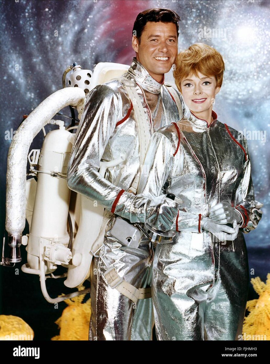 LADYDAY93_TJFGG's tweet photo. Lucille Ballard might be dating Don Diego of Los Angeles. She married him anyway and they become physicists and become #LostInSpace #TCMParty #Happy100thBDay #JUdyGarland  #MeetMeInStLouis    #SOTM #JudyJudyJudyGarland https://t.co/JmNTpYxyuD