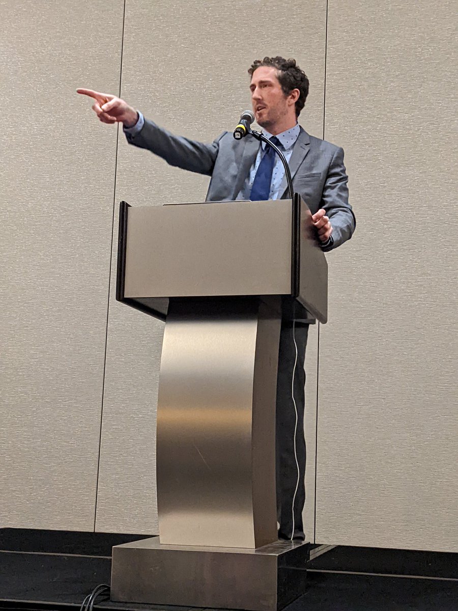 DGlaucomflecken's tweet photo. Always be nice to your residents. They may become an internet comedian and come back one day to make fun of you. Thanks for having me @uiowaeye https://t.co/qxyAXYeDUB