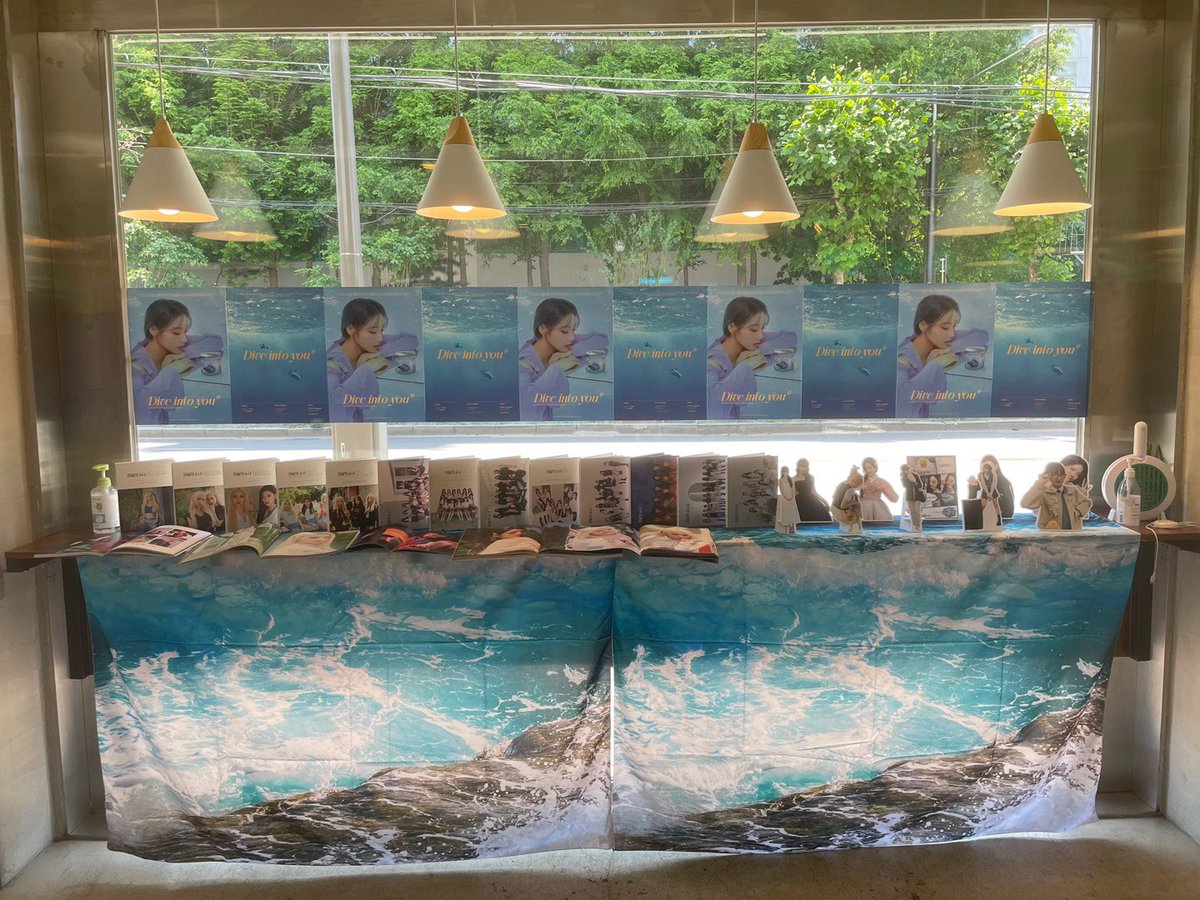CafeSmingstudio's tweet photo. #blue_underwater_with_you
💙이달의 소녀 진솔님 생일 축하요💙
오늘은 청량 가득 사랑 듬뿍 담긴 스밍👍
🥰13일까지 진행되는 진솔님 생카 많관부🥰
#스밍스튜디오 #대관은스밍 #이달소 #진솔
#생일카페 #아이돌행사 #smingstudio https://t.co/PlRK3Vn33z