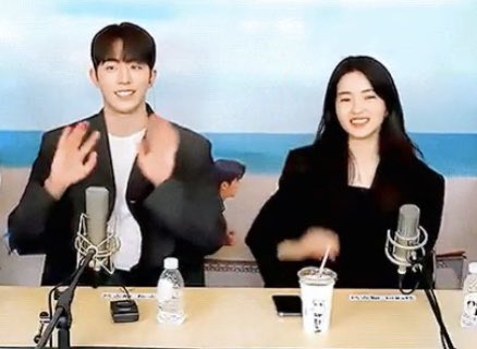 baekdothinker's tweet photo. #TwentyFiveTwentyOne #NamJooHyuk #KimTaeRi

baekdo getting                    also them getting
a divorce in the                     back together in
year 2002                              the year 2022 https://t.co/RuUTxgxPiZ
