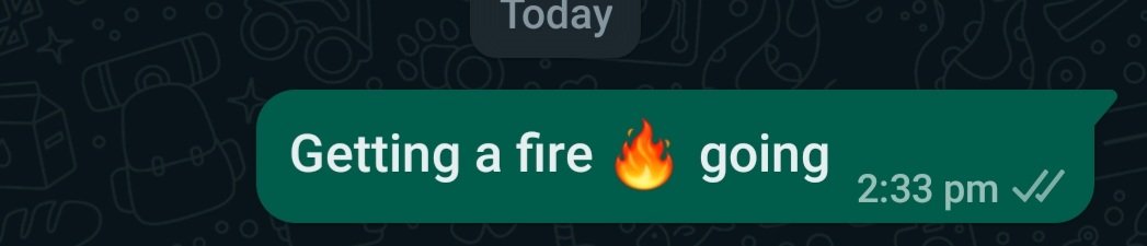 mic_colley's tweet image. Sending a message to our family whatsapp group, #fire #backyardfire #fireplace #family