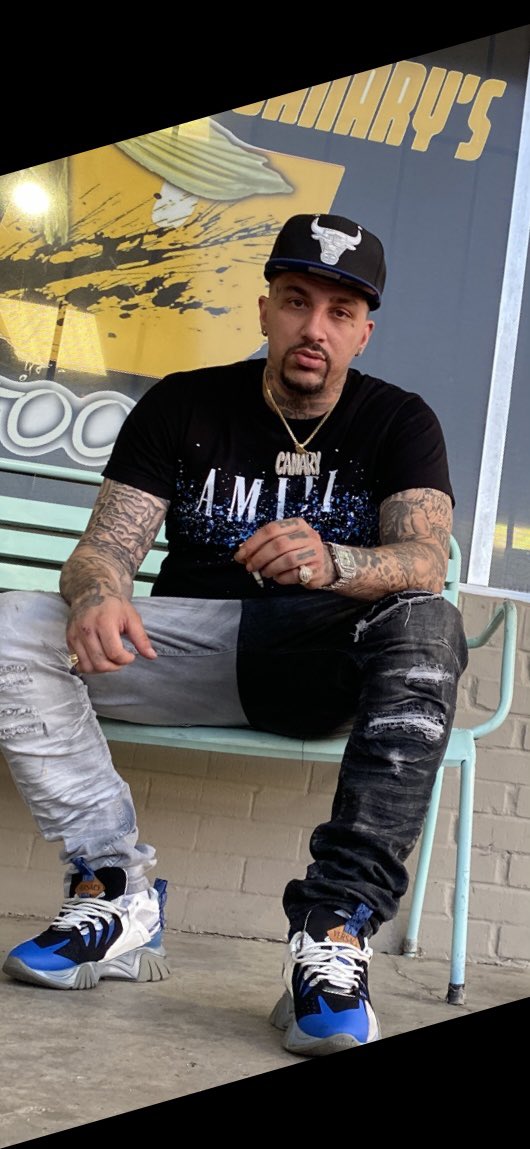 mrtattooparty's tweet photo. #blackexcellence #teamlightskinned #blackbusiness #tattoos #tattooart #houstontexas ….he cut from a different cloth https://t.co/mi7AsZdXpR