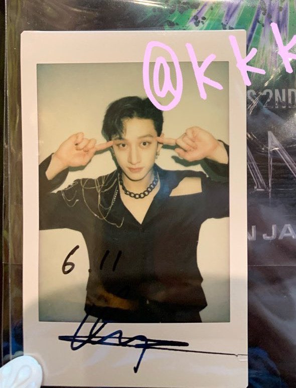 bang chan signed polaroid for the maniac concert in japan🫶