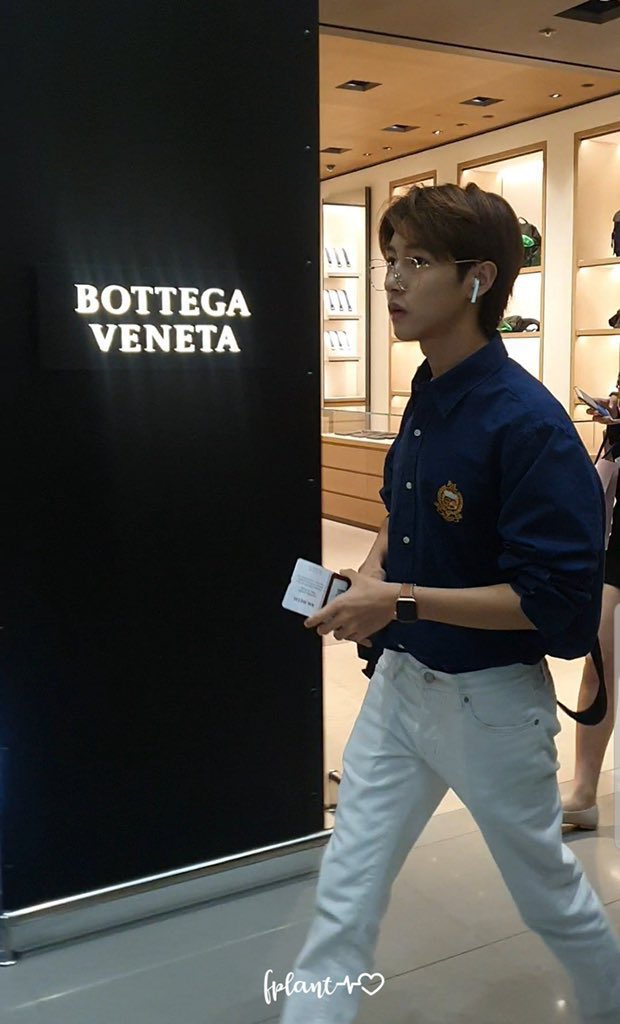 พี่เหรินเดือนถาปัต