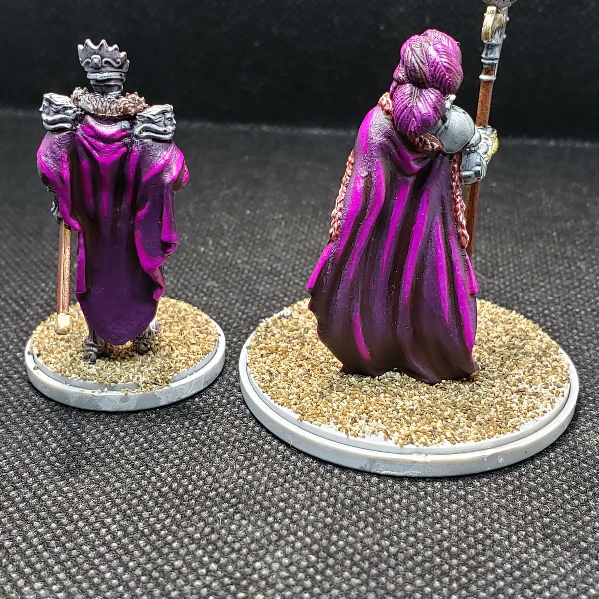 mishas_magic's tweet photo. New KDM minis done. #KDM #kingdomdeathmonster #miniaturepainting #painting #artwork #miniatures https://t.co/dqWw43IsOu