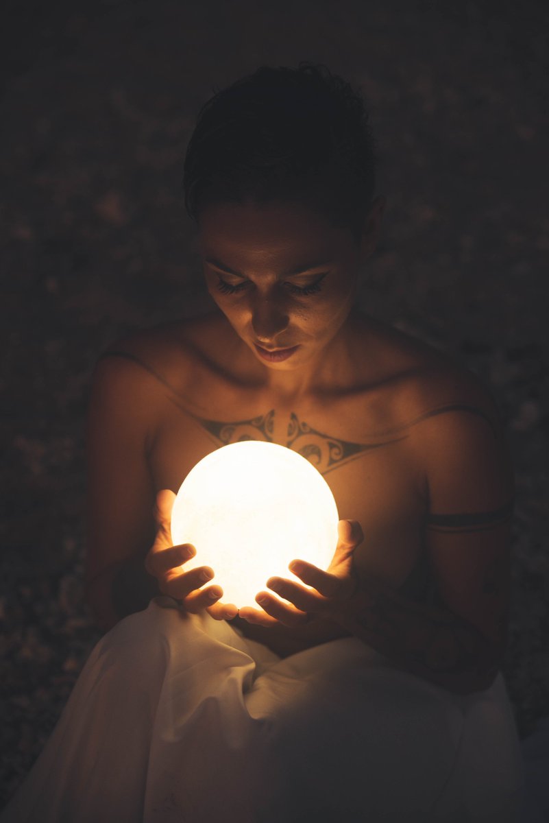 NashigamiNFT's tweet photo. My collection Astral Beauty is on @rarible  : https://t.co/Eq2gJDL0iH 
#NFTcollections  #nudeart #Artistic #NFTs #nftart @MuseumofCrypto https://t.co/aMtkDkbxbm