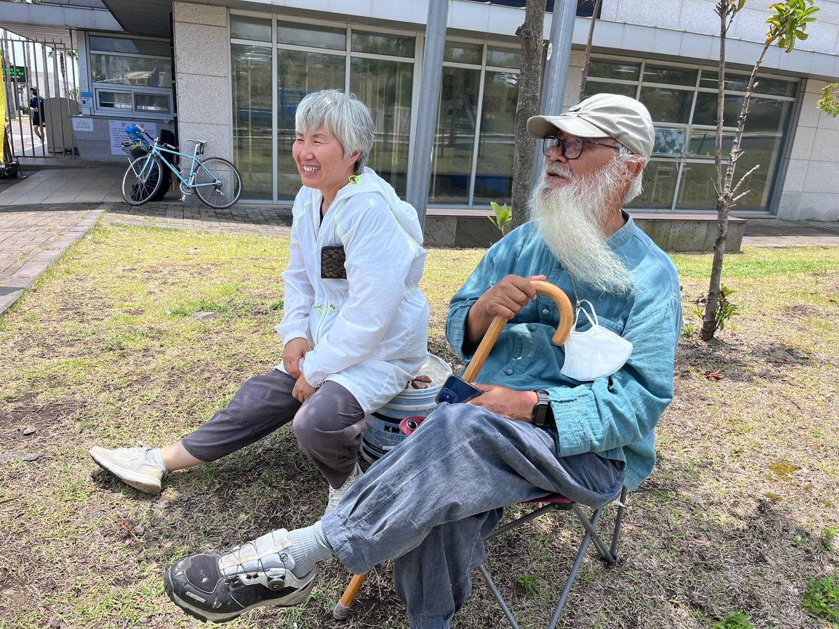 길 위의 신부 tweet media