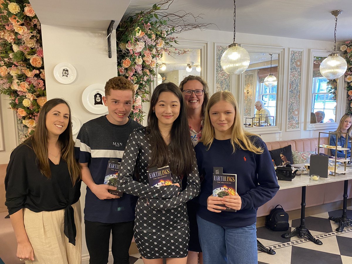 Goodwin13Carole's tweet photo. @HarrietCroydon @Essexlife @RayStarBooks @ColchesterHigh @ColchesterHS It was a great evening celebrating their successes.  Famous authors of the future? https://t.co/vni6LiO60d