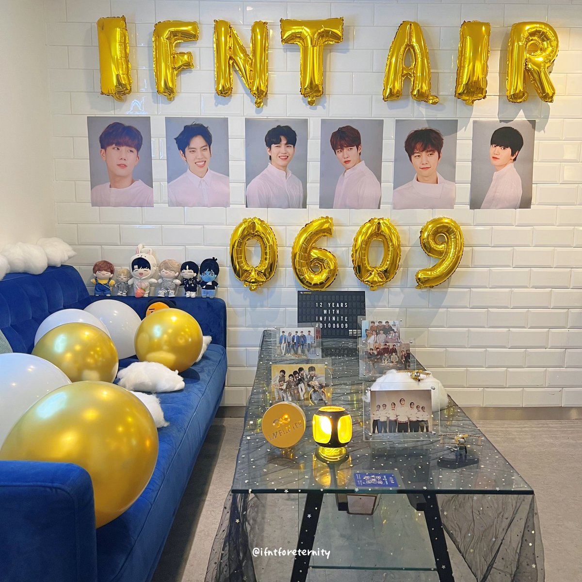 ifntForEternity's tweet photo. [FLIGHT ANNOUNCEMENT]

flight IA609 is ready for departure ✈️

do come down and collect your flight essentials at the admin table!

see you here! 🥰

#12YEARSWITHINFINITE
#FORETERNITY_0609 https://t.co/k0OvjUWQPz