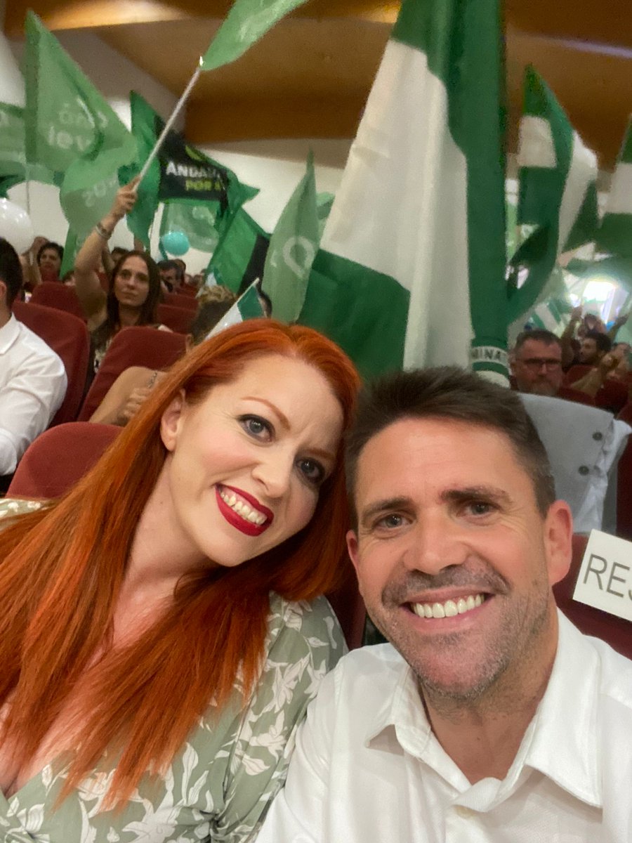VaneRo_Ma's tweet photo. Muchas gracias a todos los que nos acompañásteis ayer. Por vuestro apoyo incondicional. Una vez más llenásteis el centro del exilio de ilusión y esperanza para hacer realidad este CAMBIO que sin duda vamos a conseguir.

Entre todos lo conseguiremos!!!💚✌🏻 https://t.co/DC6qDWANWX