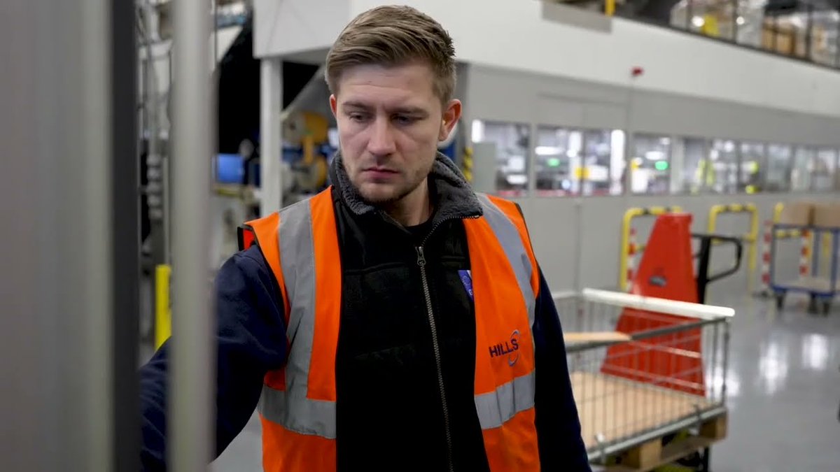 HillsPlates's tweet photo. Take a look at the innovative technology at Hills production site in Birmingham - Metatek blanking production line #Hills #Metatek #Numberplates #Plasticfree https://t.co/l2hicJOEGI https://t.co/EAdvffZqEK