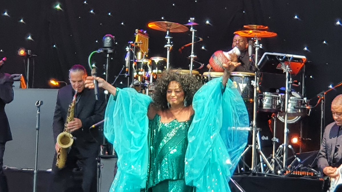 Clive Morgan tweet media